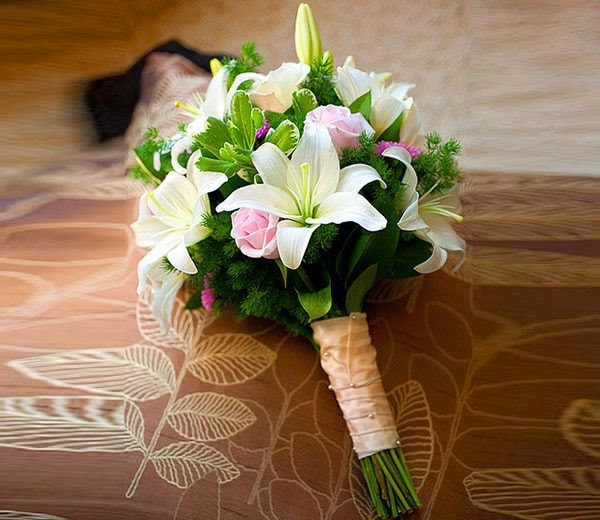 Hoa cưới hoa lily đẹp và sang trọng cho đám cưới lung linh