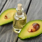 Tinh dầu bơ có tác dụng gì?